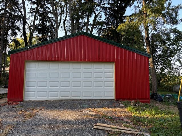 7795 State Route 303, Windham, OH 44288