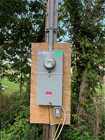 7795 State Route 303, Windham, OH 44288