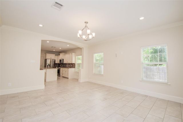 10572 Twin Oak Drive, Conroe, TX 77385