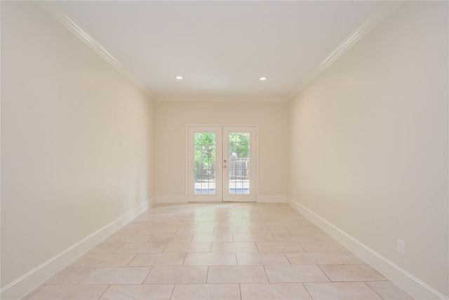 10572 Twin Oak Drive, Conroe, TX 77385