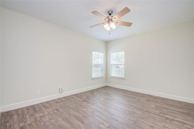 10572 Twin Oak Drive, Conroe, TX 77385