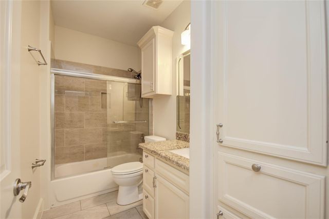 10572 Twin Oak Drive, Conroe, TX 77385