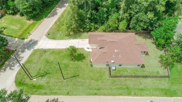 10572 Twin Oak Drive, Conroe, TX 77385