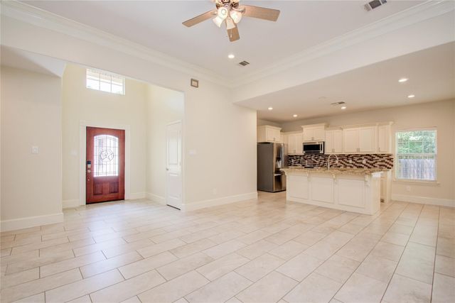10572 Twin Oak Drive, Conroe, TX 77385