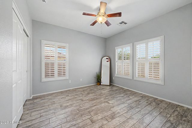 6440 W SOPHIE Lane, Laveen, AZ 85339