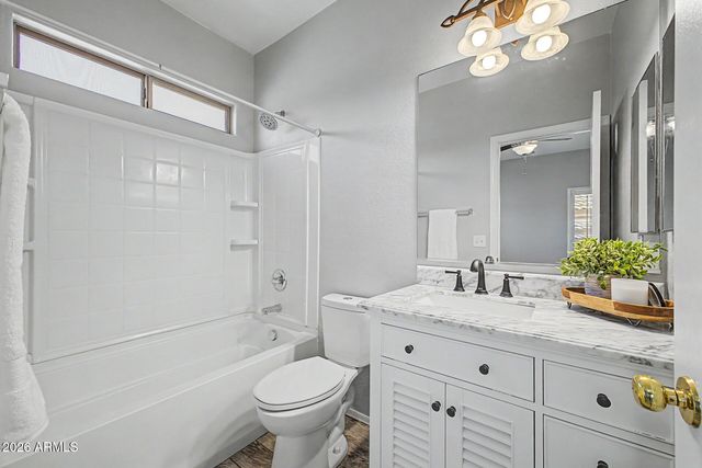 6440 W SOPHIE Lane, Laveen, AZ 85339
