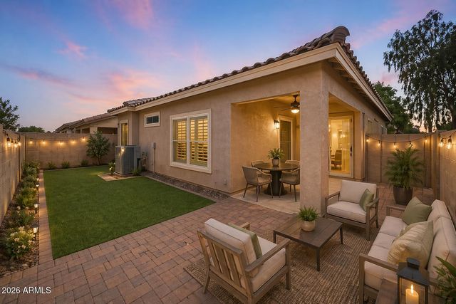 6440 W SOPHIE Lane, Laveen, AZ 85339