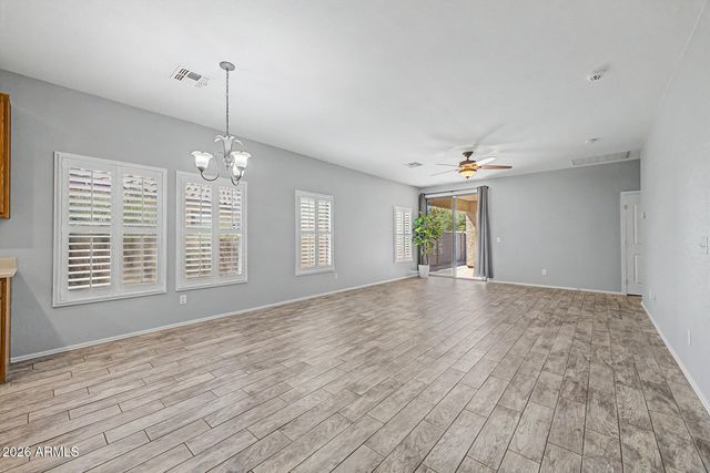 6440 W SOPHIE Lane, Laveen, AZ 85339