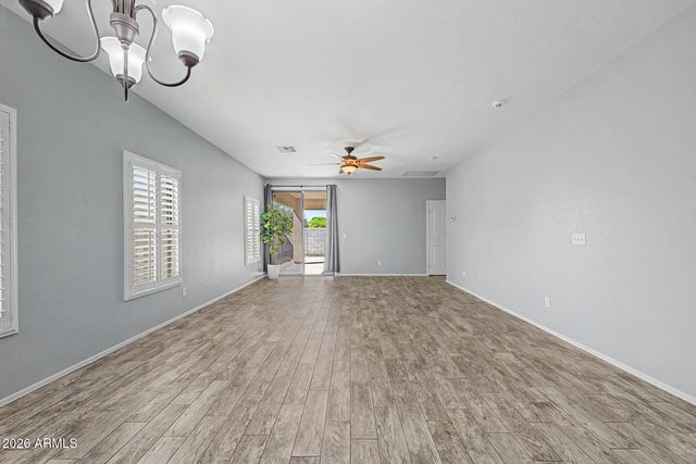 6440 W SOPHIE Lane, Laveen, AZ 85339