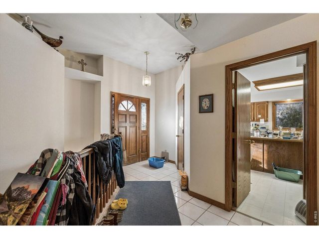 2434 Maplewood Cir W, Longmont, CO 80503