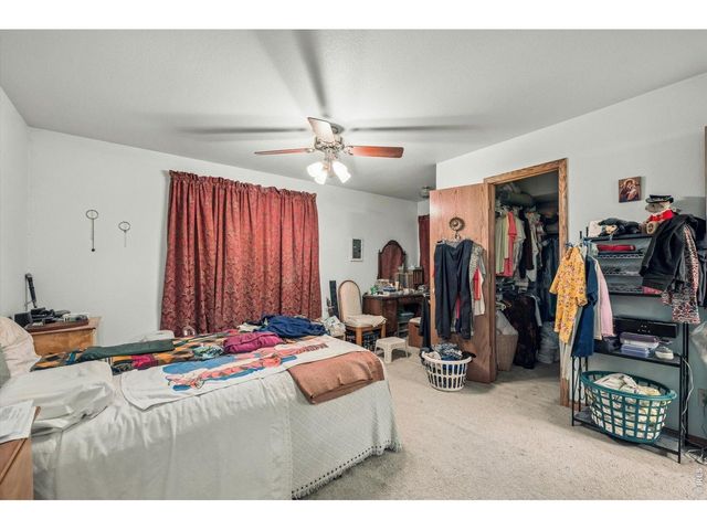 2434 Maplewood Cir W, Longmont, CO 80503