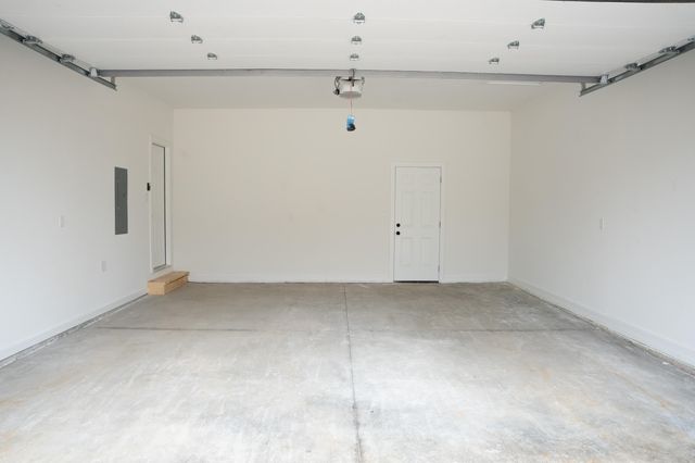 1285 N London Place, Republic, MO 65738