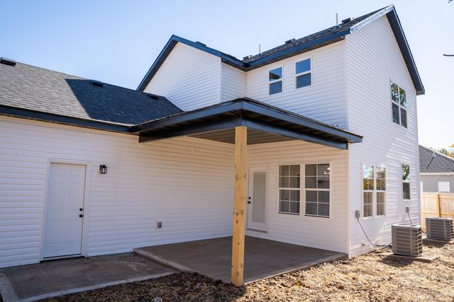 1285 N London Place, Republic, MO 65738