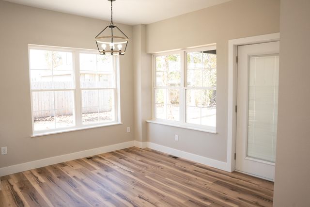 1285 N London Place, Republic, MO 65738