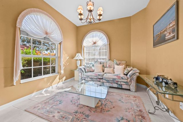 2699 Muskegon Way, West Palm Beach, FL 33411