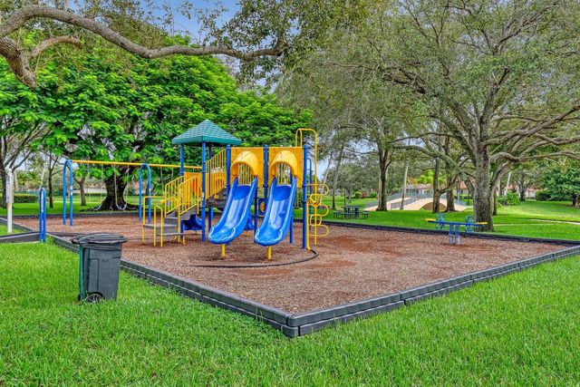 2699 Muskegon Way, West Palm Beach, FL 33411