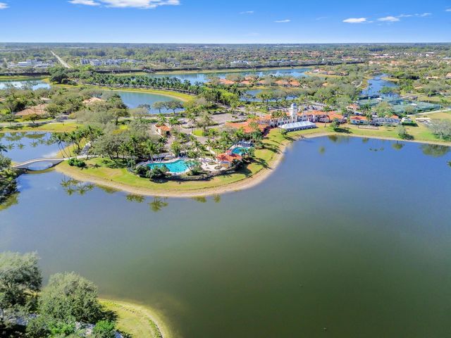 2699 Muskegon Way, West Palm Beach, FL 33411