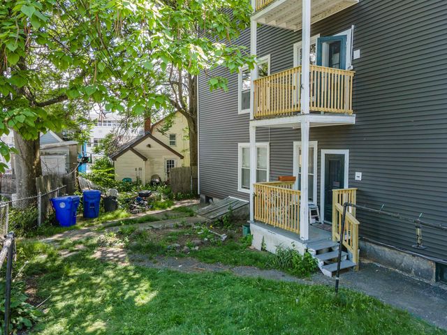 51 Ash Street, Manchester, NH 03104