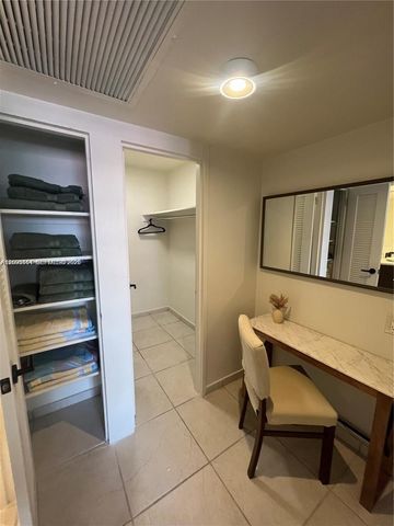 5161 Collins Avenue 1211, Miami Beach, FL 33140