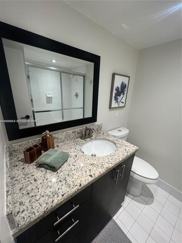 5161 Collins Avenue 1211, Miami Beach, FL 33140