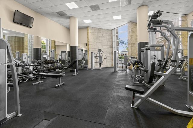 5161 Collins Avenue 1211, Miami Beach, FL 33140