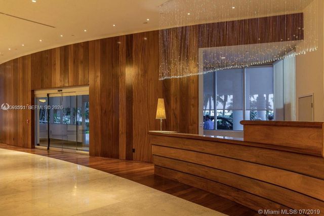 5161 Collins Avenue 1211, Miami Beach, FL 33140