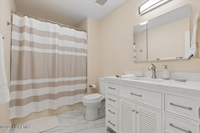 193 Pear Drive, Marlboro, NJ 07746