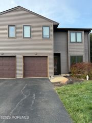 193 Pear Drive, Marlboro, NJ 07746