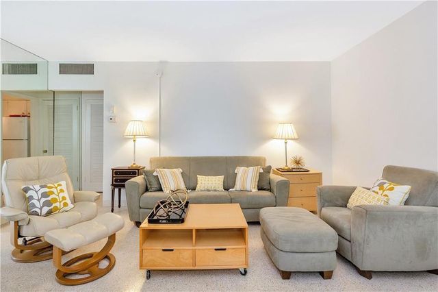 125 Isle Of Venice Drive 4, Fort Lauderdale, FL 33301