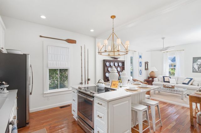 8 Sevilla St, St Augustine, FL 32084