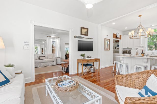 8 Sevilla St, St Augustine, FL 32084