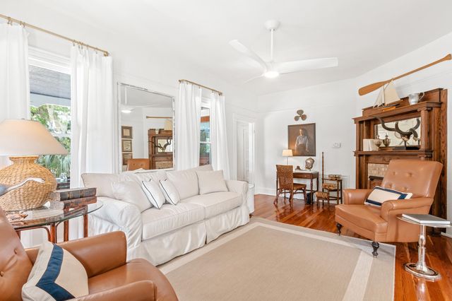 8 Sevilla St, St Augustine, FL 32084