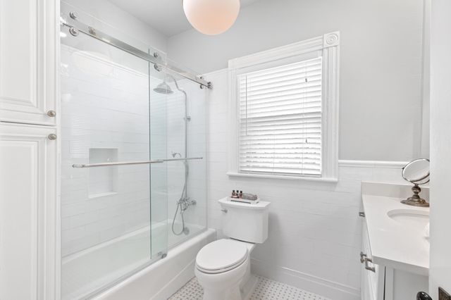 8 Sevilla St, St Augustine, FL 32084