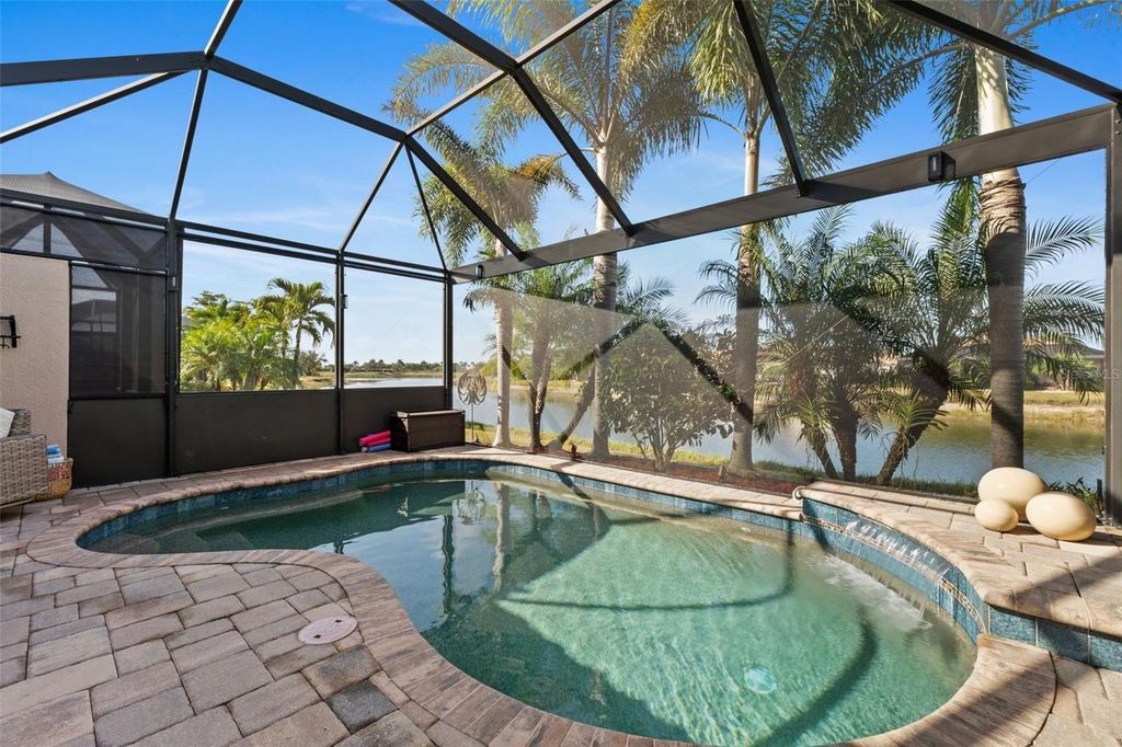 Image 2 of property listing at 20219 TESORO DRIVE, Venice, FL 34293