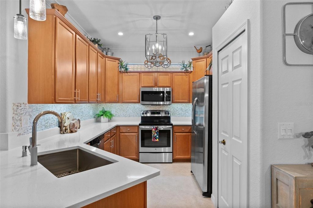 Image 19 of property listing at 20219 TESORO DRIVE, Venice, FL 34293