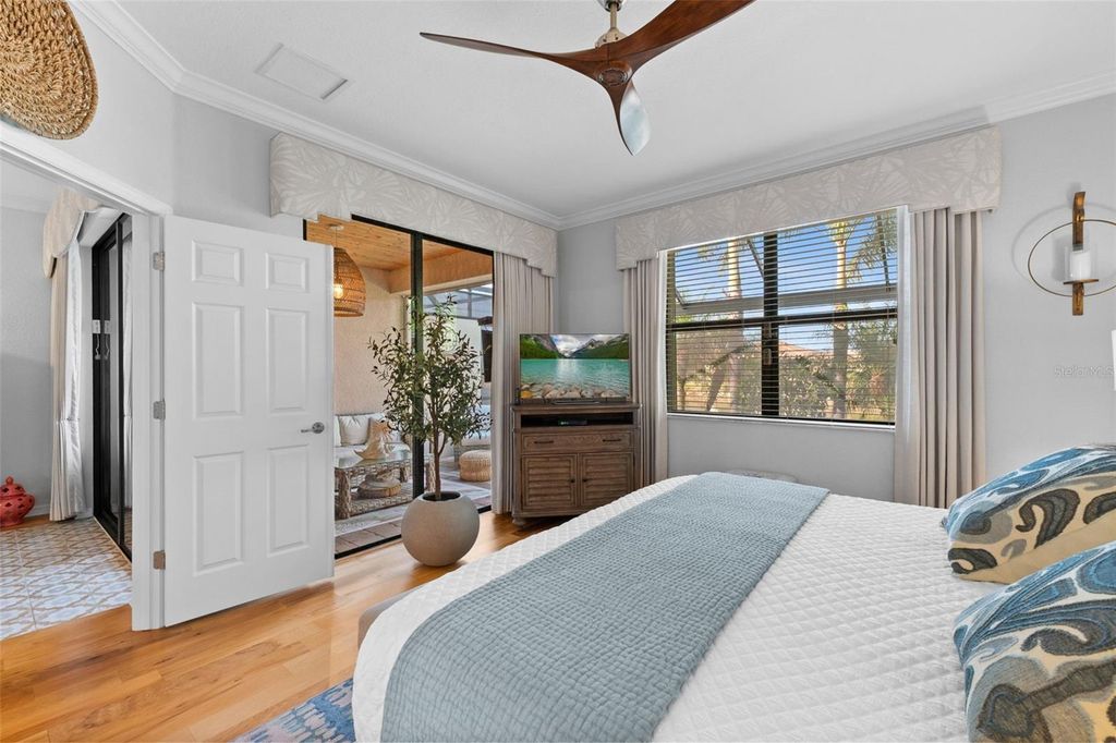 Image 32 of property listing at 20219 TESORO DRIVE, Venice, FL 34293