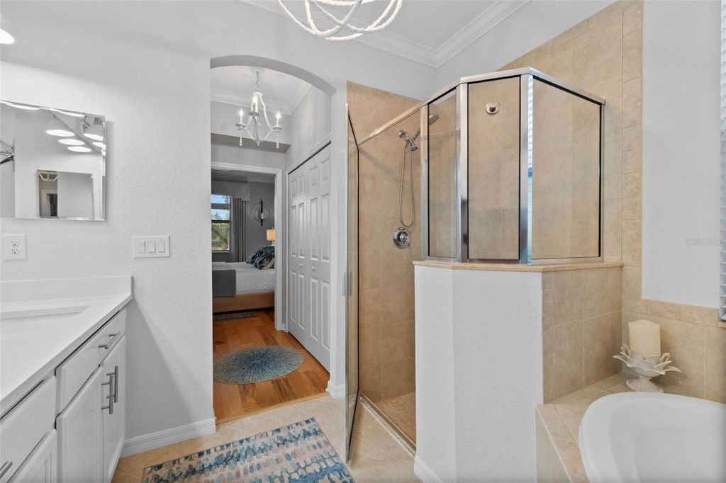 Image 39 of property listing at 20219 TESORO DRIVE, Venice, FL 34293