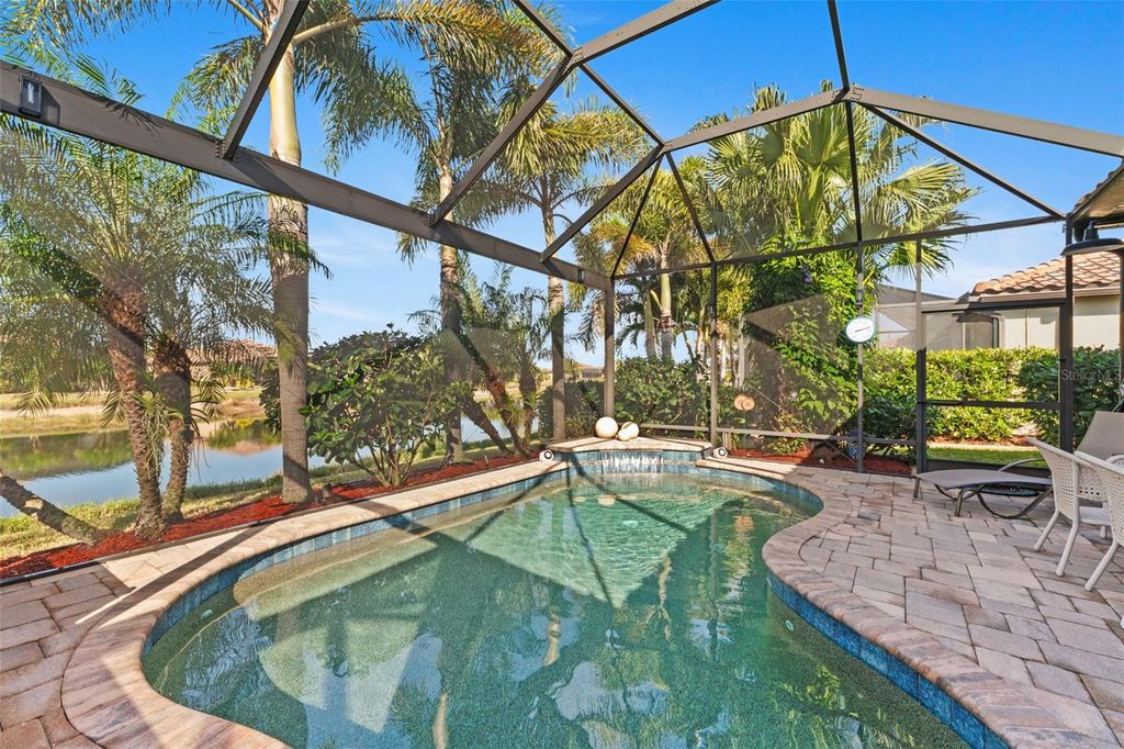 Image 54 of property listing at 20219 TESORO DRIVE, Venice, FL 34293