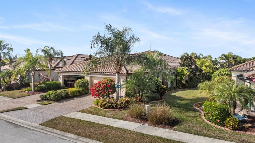 Image 59 of property listing at 20219 TESORO DRIVE, Venice, FL 34293