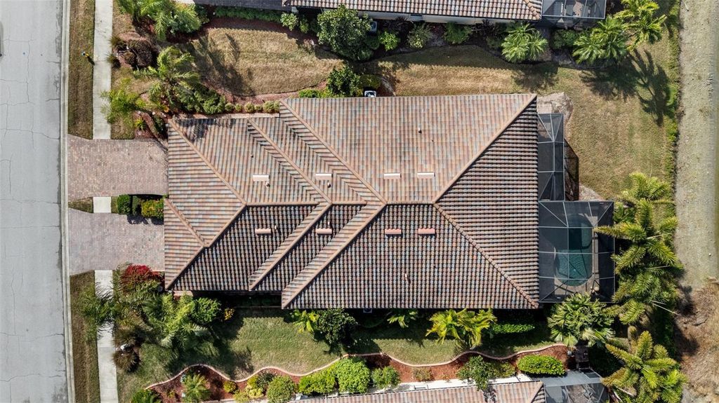 Image 60 of property listing at 20219 TESORO DRIVE, Venice, FL 34293