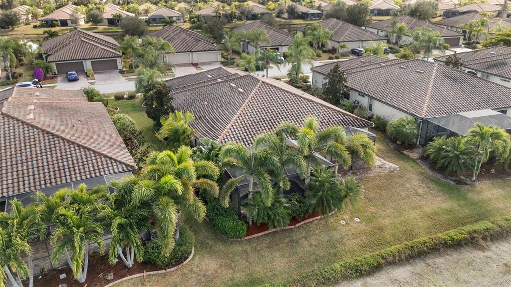 Image 61 of property listing at 20219 TESORO DRIVE, Venice, FL 34293