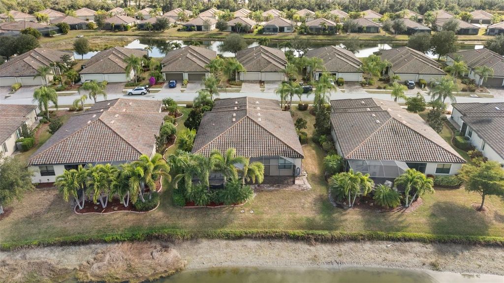 Image 62 of property listing at 20219 TESORO DRIVE, Venice, FL 34293