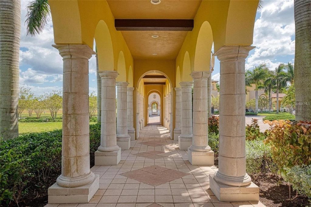 Image 69 of property listing at 20219 TESORO DRIVE, Venice, FL 34293