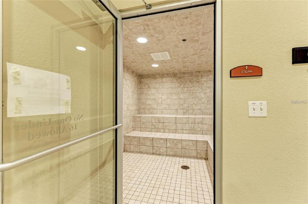 Image 77 of property listing at 20219 TESORO DRIVE, Venice, FL 34293