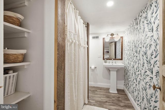 312 N BROAD ST, Lancaster, PA 17602
