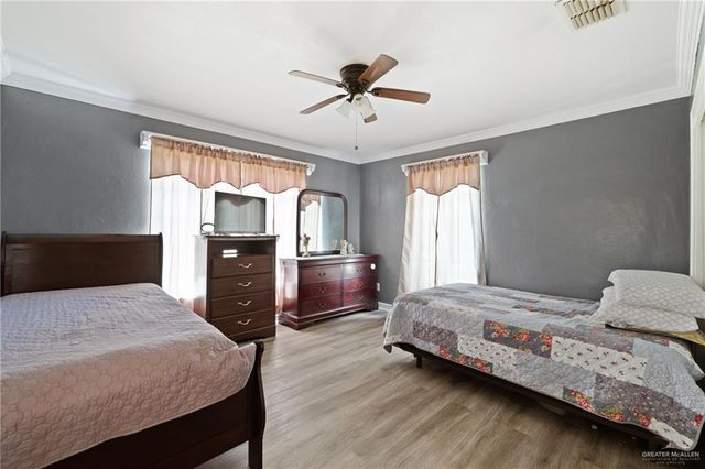 942 E Stenger Street, San Benito, TX 78586