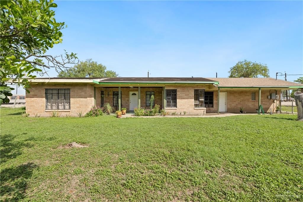 942 E Stenger Street, San Benito, TX 78586