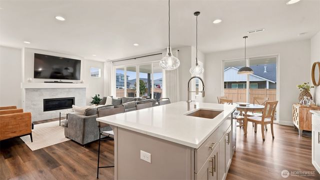 23150 65th Street E, Buckley, WA 98321
