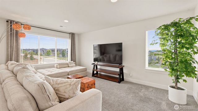 23150 65th Street E, Buckley, WA 98321