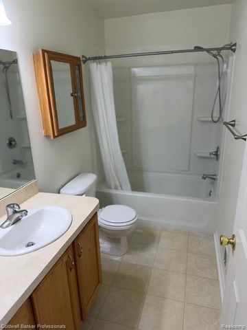 8486 Oak Cliff Boulevard, Davison, MI 48423